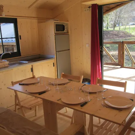 Camping La Borie Basse Condat  Exterior photo